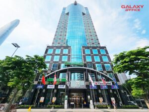 Mặt tiền tòa nhà sunwah tower 12 nguyễn huệ quận 1, thiết kế full kính nổi bật, nằm trên trục đường trung tâm Quận 1