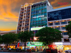 Toàn cảnh tòa nhà văn phòng trọn gói Yes Office Vietcomreal Nguyễn Huệ Quận 1