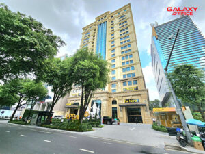 Mặt tiền tòa nhà cho thuê ThaiSquare The Merit với thiết kế vừa hiện đại vừa cổ điển