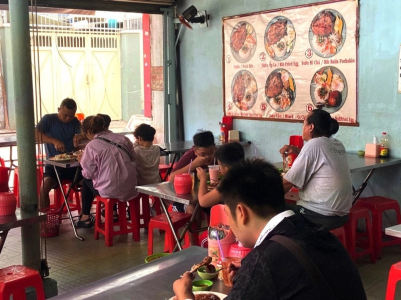 Cơm tấm Ba Ghiền nổi tiếng tại Phú Nhuận