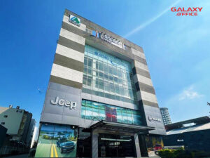Mặt tiền tòa nhà Long Sơn Building tại 1349 Huỳnh Tấn Phát, Phường Phú Thuận, Quận 7