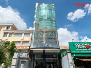 Mặt tiền hiện đại của tòa nhà Elilink Building 415A Phan Xích Long, Phường 3, Quận Phú Nhuận