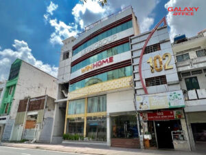 Mặt tiền tòa nhà cho thuê GP Building tọa lạc tại 104 Hồ Văn Huê, phường 9, Quận Phú Nhuận