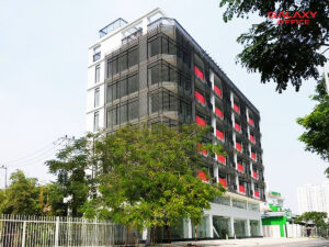 Mặt tiền tòa nhà HKL Building, 154-156 Nguyễn Hữu Thọ, Phường Phước Kiển, Huyện Nhà Bè