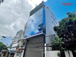Mặt tiền tòa nhà MOGI Sân Bay tọa lạc tại số 12A đường Tiền Giang, Phường 2, Quận Tân Bình