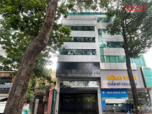 Mặt tiền tòa nhà 49 Mạc Đỉnh chi