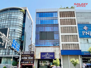 Mặt tiền tòa nhà 54 Nguyễn Văn Trỗi, Quận Phú Nhuận