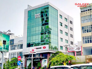 Mặt tiền tòa nhà cho thuê DTC Building với thiết kế hiện đại full mặt kính