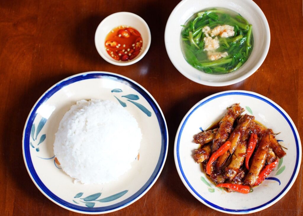 Quán cơm văn phòng phường sài gòn với đa dạng món ăn