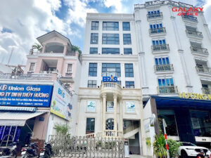 Mặt tiền tòa nhà PLS Nguyễn Phúc Nguyên