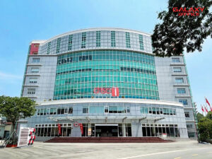Mặt tiền tòa nhà cho thuê QTSC 1 Building