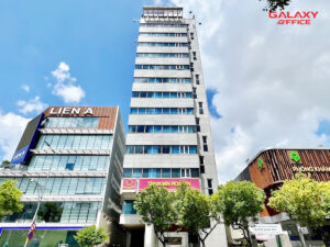Toàn cảnh tòa nhà Sapphire Building với thiết kế sang trọng và hiện đại