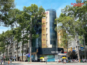 Toàn cảnh tòa cho cho thuê Tiến Lộc Building nằm trên tuyến đường An Dương Vương Quận 5