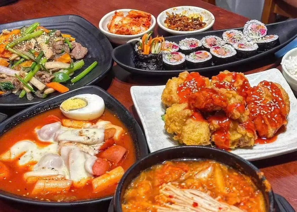 Busan Korean Food - quán cơm quận 10 chuẩn vị Hàn quốc số 272A Nguyễn Trị Phương
