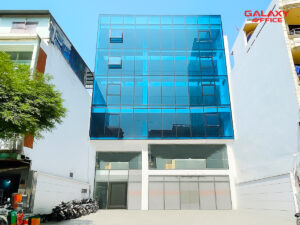 Mặt tiền tòa nhà văn phòng cho thuê Halo Building Cô Bắc, với thiết kế hiện đại, tọa lạc tại 208 Cô Bắc, Quận 1