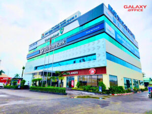 Mặt tiền tòa nhà Tín Nghĩa Logistics tọa lạc tại đường Tôn Đức Thắng, huyện Nhơn Trạch, tỉnh Đồng Nai.