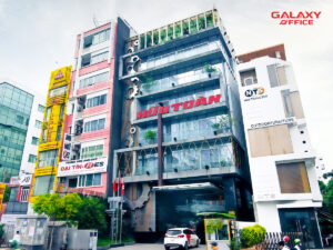 Toàn cảnh tòa nhà Hữu Toàn tọa lạc tại 101D Cộng Hòa, Phường Tân Sơn Nhất, Quận Tân Bình