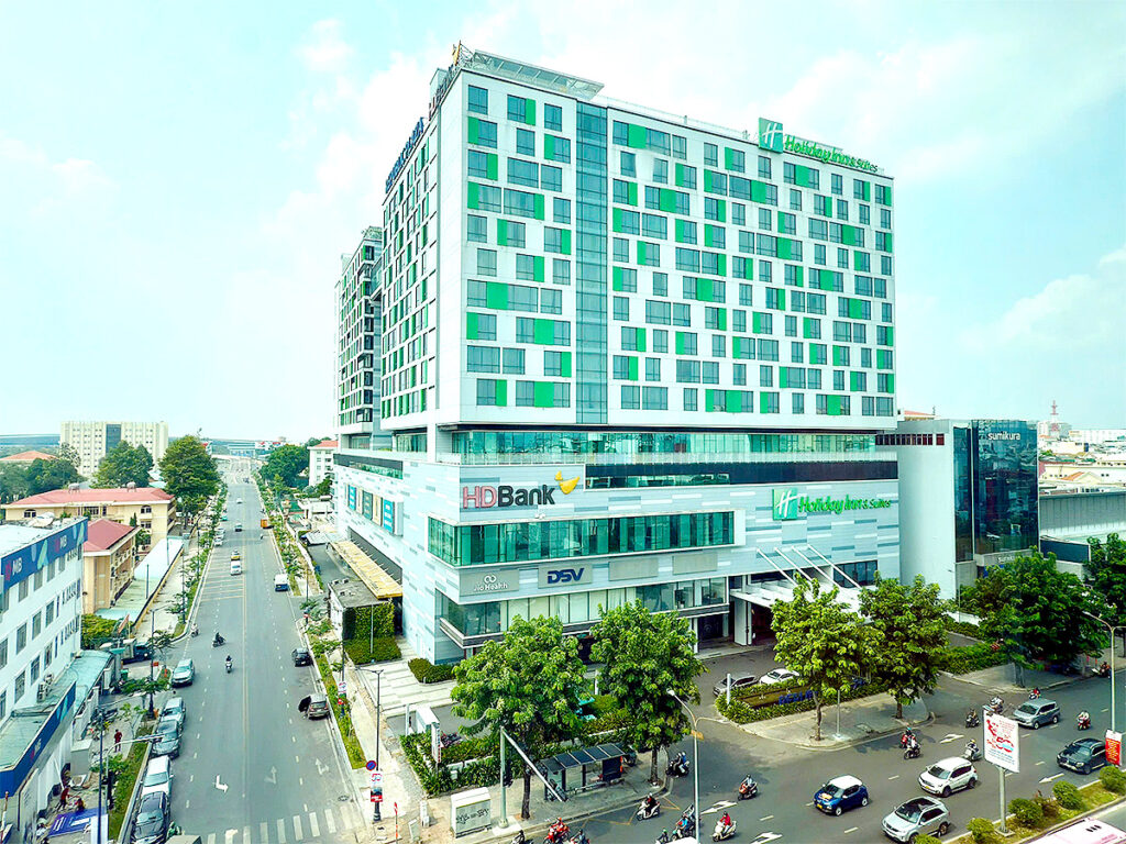 Tòa nhà Republic Plaza tòa nhà văn phòng cho thuê Quận Tân Bình gần sân bay Tan sơn nhất