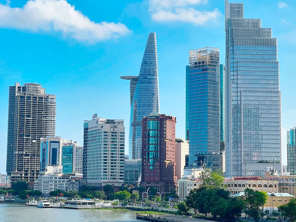 cho thuê văn phòng TPHCM, các tòa nhà hiện đại trung tâm Quận 1