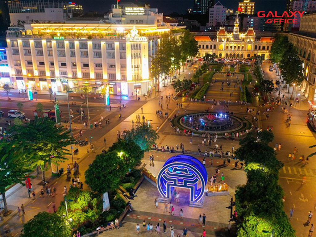 Phố Đi Bộ Nguyễn Huệ