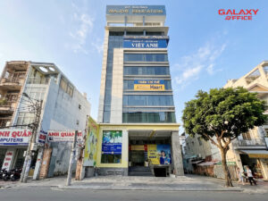Mặt tiền tòa nhà More 269A Nguyễn Trọng Tuyển Phú Nhuận với thiết kế hiện đại, rộng rãi